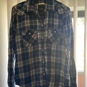AEO Shirt Medium Pearl Button Boyfriend Fit